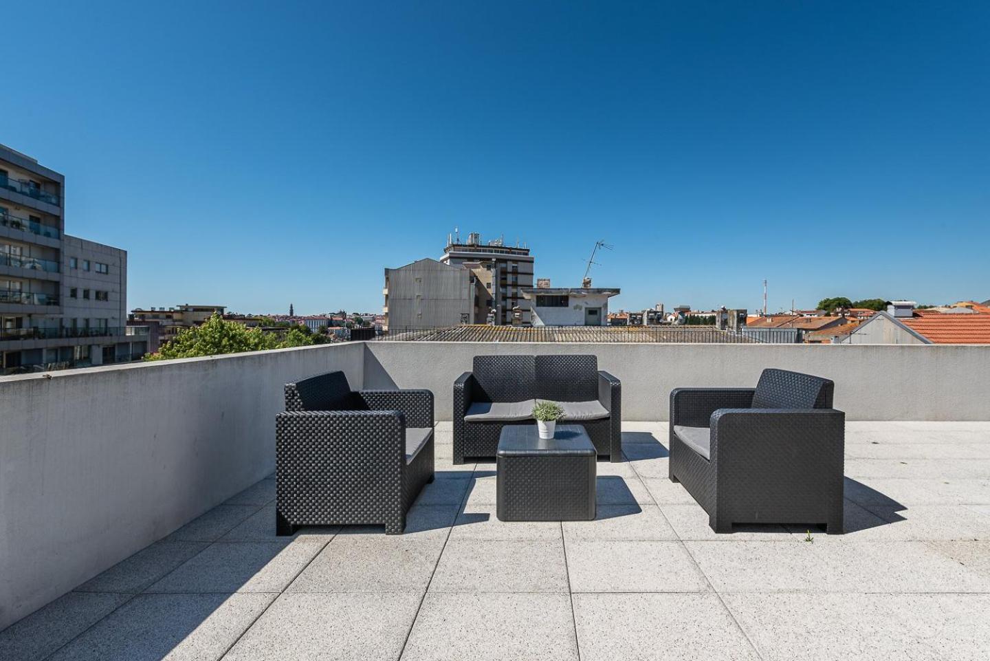 Guestready - Golden And Silver Dawn Apartment Вила Нова ди Гая Екстериор снимка