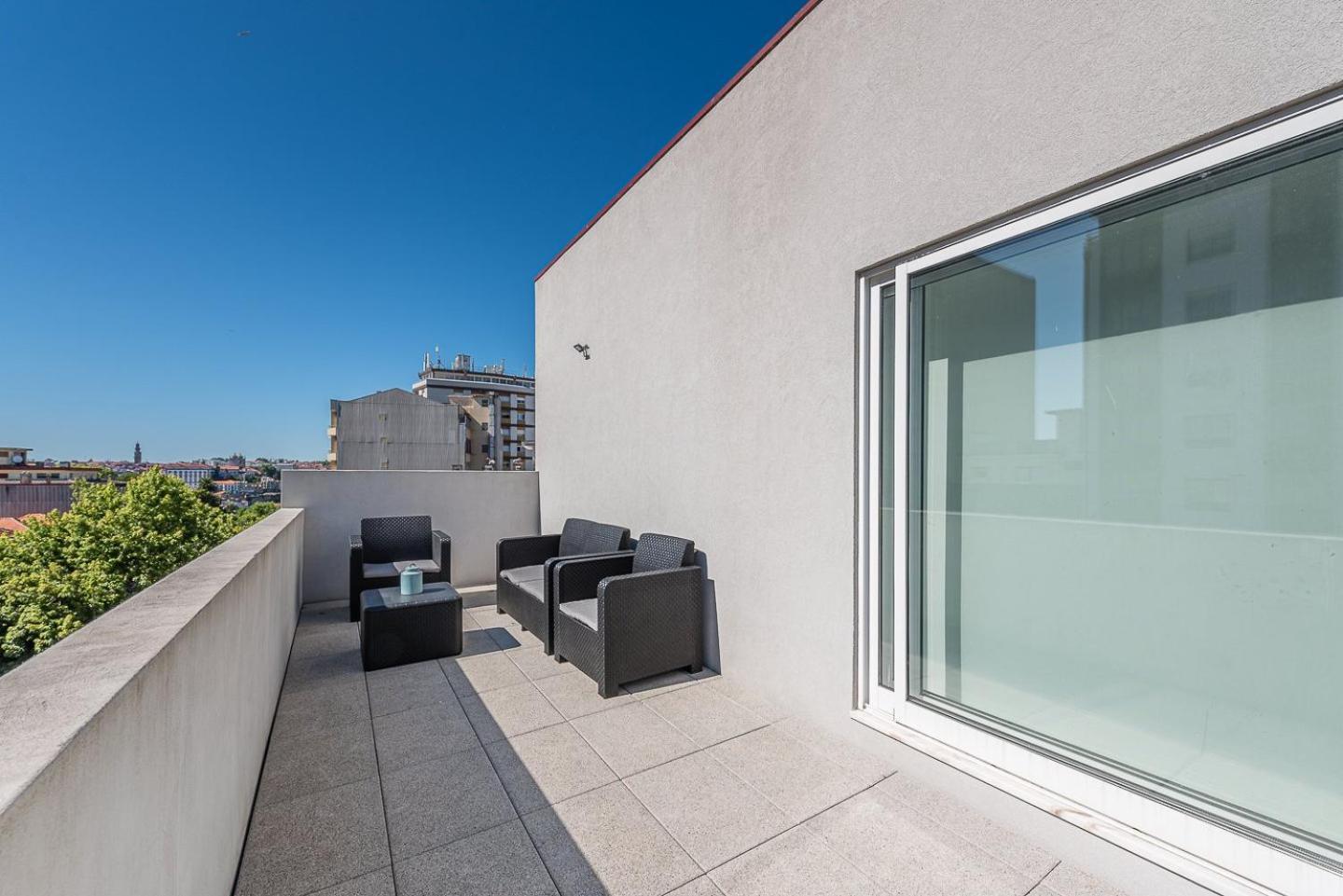 Guestready - Golden And Silver Dawn Apartment Вила Нова ди Гая Екстериор снимка